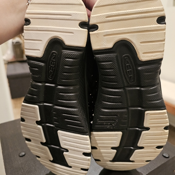 Keens size 7 - Picture 4 of 6